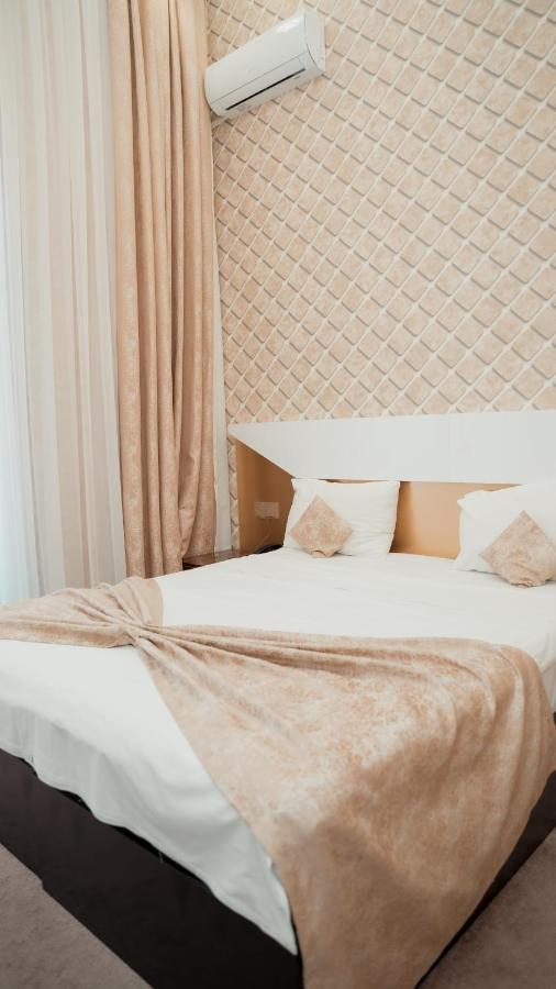 באקו Dionis Hotel מראה חיצוני תמונה