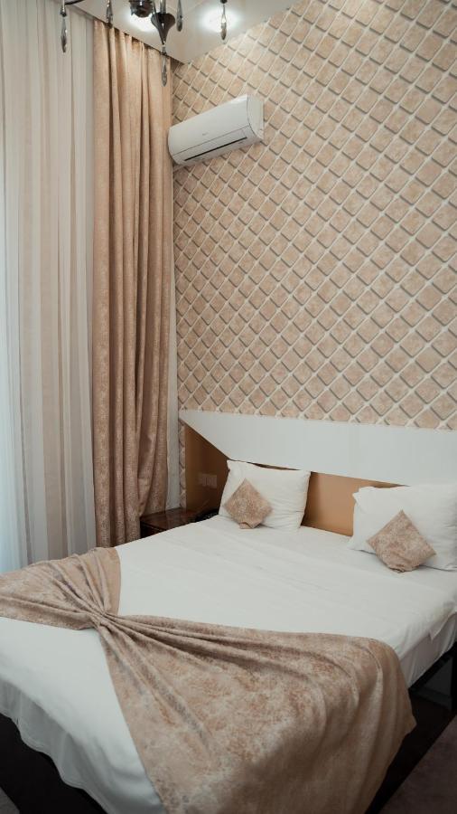 באקו Dionis Hotel מראה חיצוני תמונה