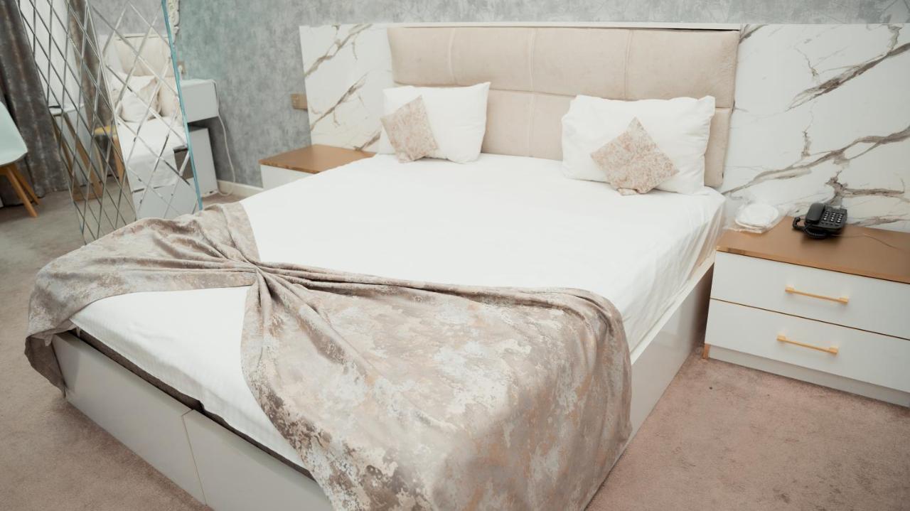 באקו Dionis Hotel מראה חיצוני תמונה