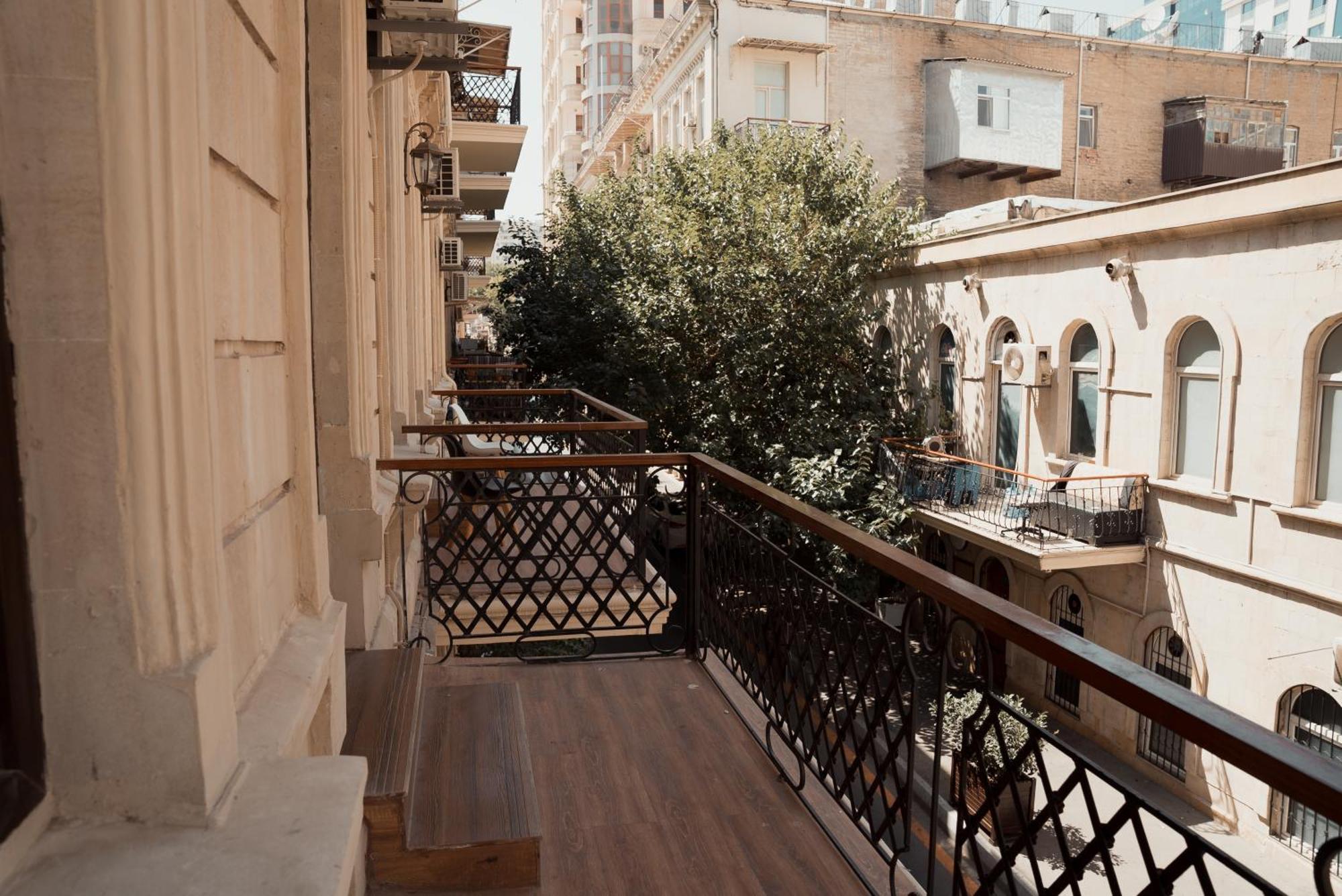 באקו Dionis Hotel מראה חיצוני תמונה